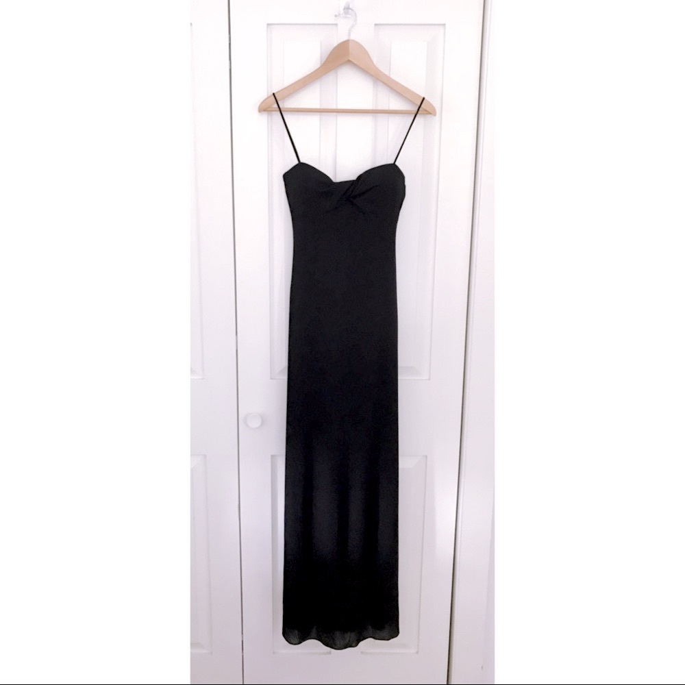 Long Formal Dress By Laundry by Shelli Segal